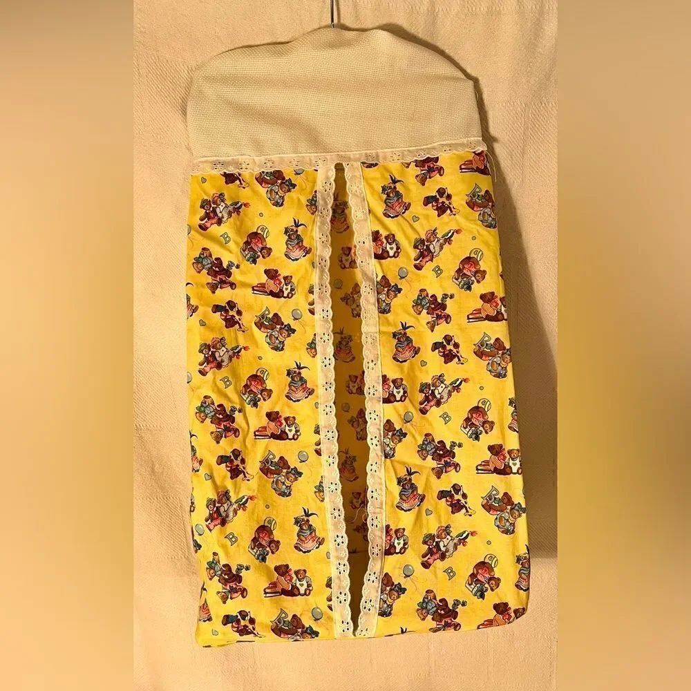 Vintage 60’s/70’s Diaper Stacker Hanger Yellow W Teddy Bear Print & Eyelet Trim.